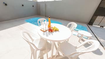 House, 2 Bedrooms | Terrace/patio