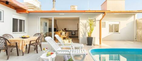 Family House, 3 Bedrooms, Pool View | Terrace/patio