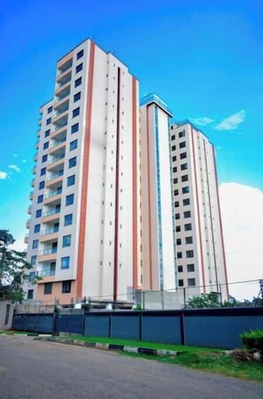 Exterior - Scenic 2-Bedroom Apartment (Nairobi County)