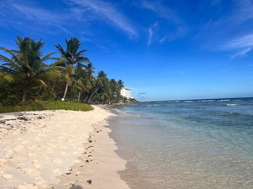 Queen Of Hearts - 5minutes walk to beautiful beaches