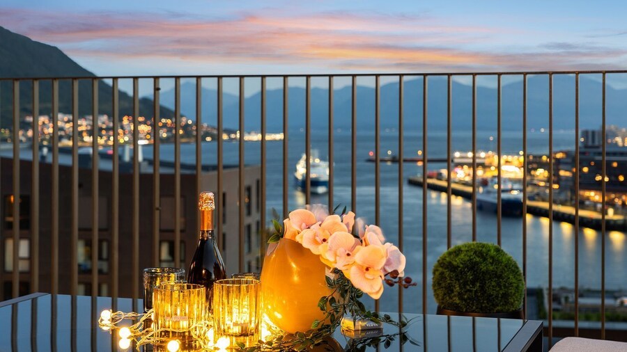 TotalApartments Northern Lights Penthouse