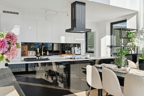 Dúplex de lujo, vista al océano | Cocina privada