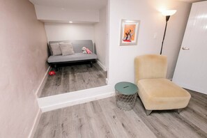 تلفزيون، مكتب