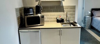 Modern Guest House in Devizes Quiet and Pleasant Location