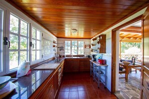Frigorífic, microones i torradora