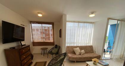 2-bedroom apartment in beautiful Barranquilla with AC, gym, 3 swimming pools