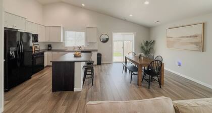 BRAND NEW LISTING! Spacious 4BR Home - Sleeps 8 - Park Access & Fire Pit!