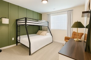 4 bedrooms, iron/ironing board, travel crib, free WiFi