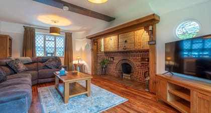 Thatched Cottage by East Ruston Cottages