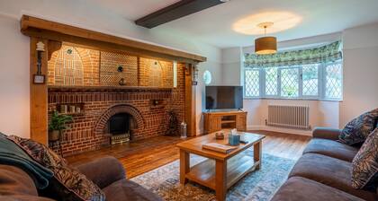 Thatched Cottage by East Ruston Cottages