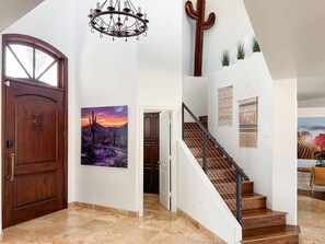 Interior - Luxe Resort | Heated Pool+Spa | 5 Bedrooms (Scottsdale)