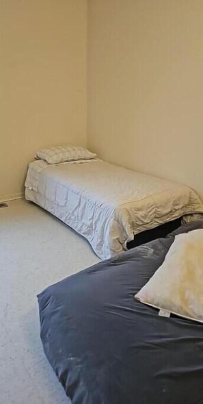 4 habitaciones, internet y ropa de cama 