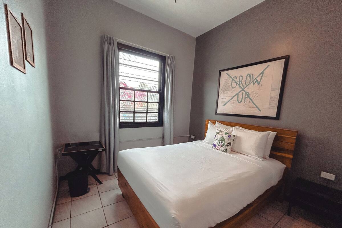 Wifi gratis y ropa de cama