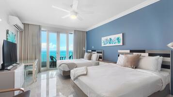 Studio, 2 Double Beds, Balcony, Sea View | Free WiFi