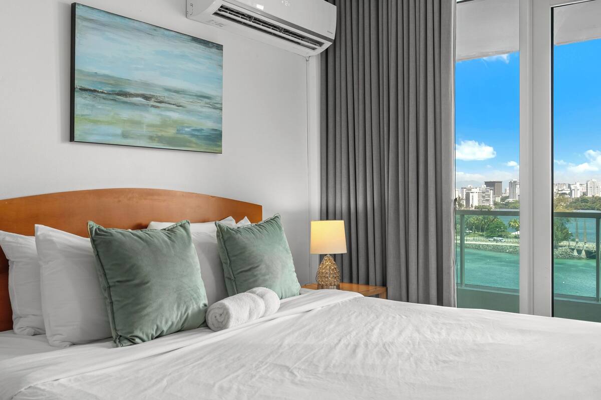 Studio, Balcony, Sea View | WiFi (free), bed sheets