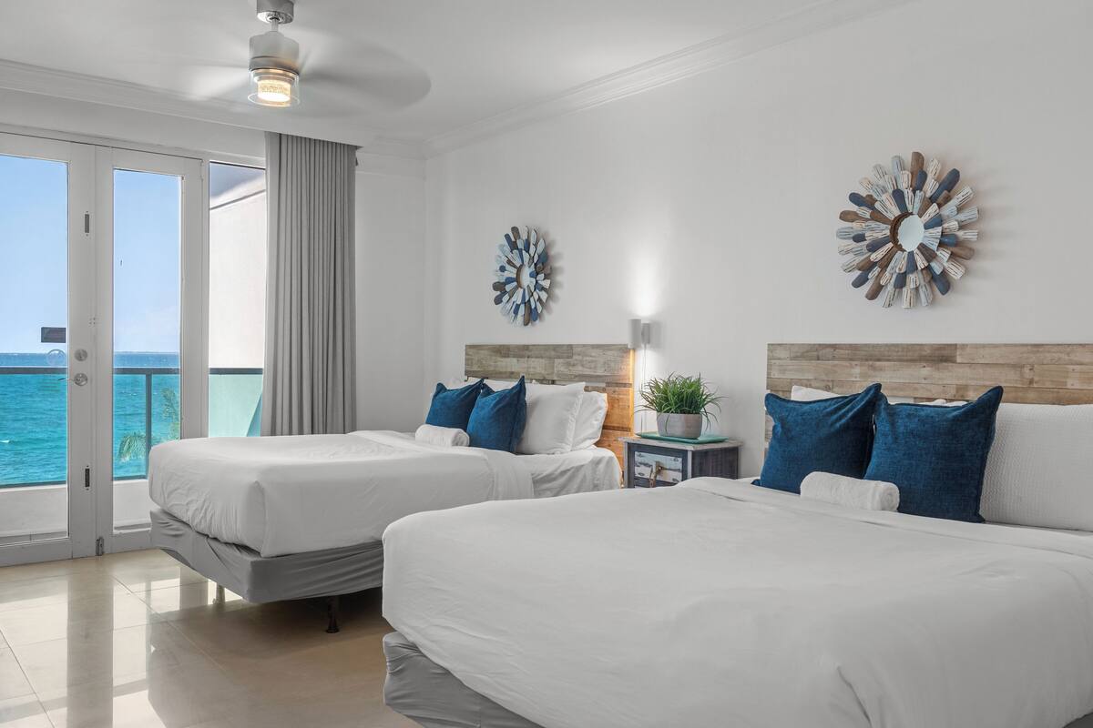 Studio, 2 Double Beds, Sea View | WiFi (free), bed sheets