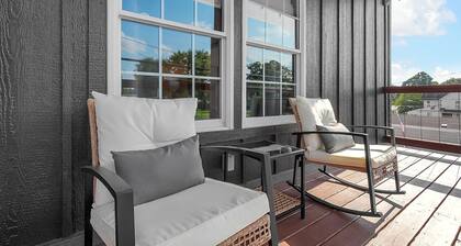 Charming 1-bedroom apartment in pleasant Tarlton. Where modern meets cozy.