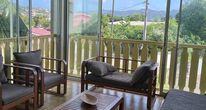 Appartement lumineux de 50 mÂČ | Vue mer, clim, Wi-Fi & plage Ă 1 min Ă pied