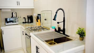 Microones, forn i placa de cuina