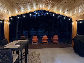 Outdoor dining - Riverfront Serenity, Rustic Charm and World Class Fishing on the Muskegon River. (Grant)