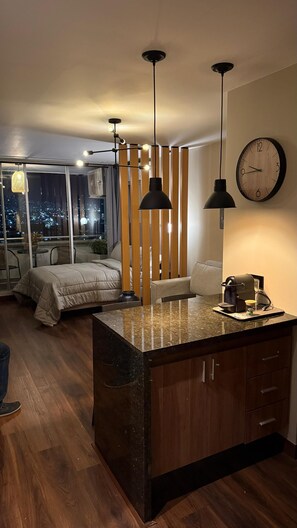 1 bedroom, in-room safe, desk, iron/ironing board