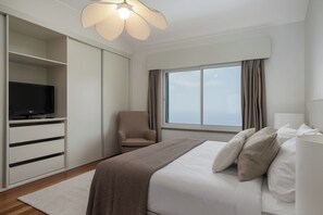3 Schlafzimmer, Bügeleisen/Bügelbrett, WLAN, Bettwäsche
