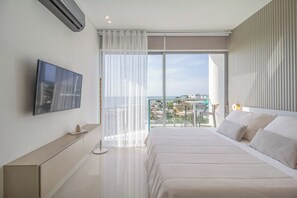 3 slaapkamers, een strijkplank/strijkijzer, wifi, beddengoed