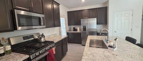 Microwave, oven, stovetop, dishwasher