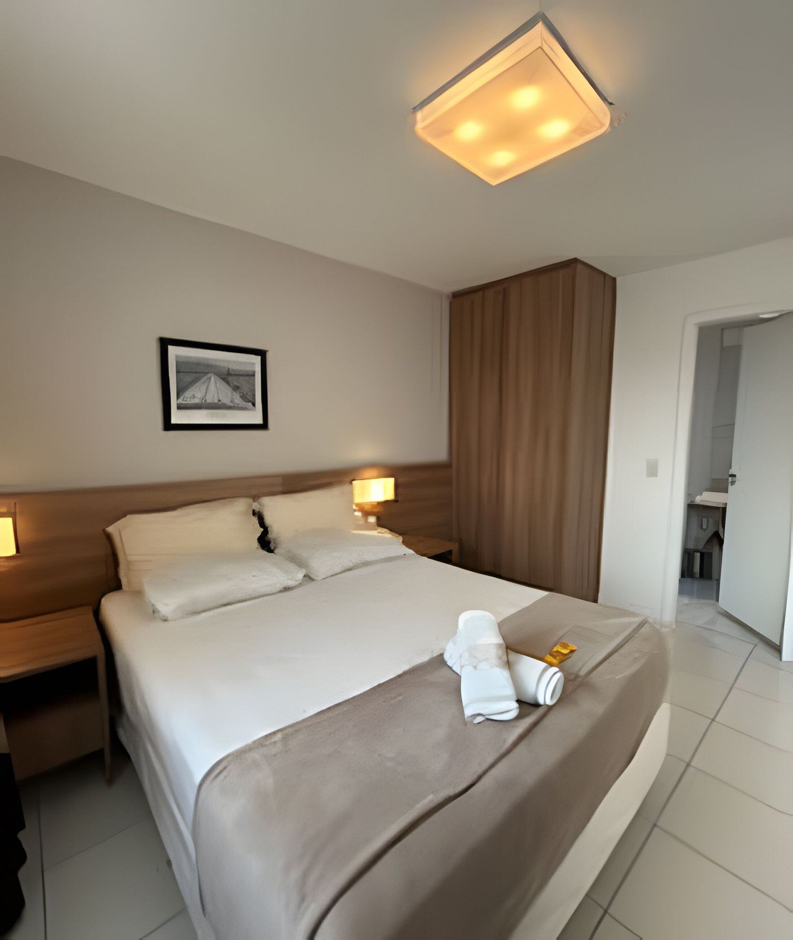 1 soverom, strykejern/-brett, internettilgang og sengetøy