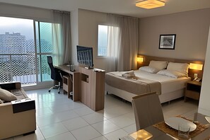 1 bedroom, iron/ironing board, internet, bed sheets