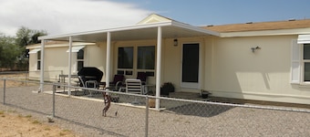 Nice 3-bedroom Home with AC in Catalina