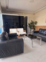 Sala de estar en el lobby