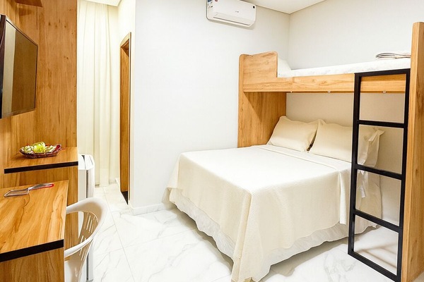 Classic Triple Room | Desk, laptop workspace, free WiFi, wheelchair access