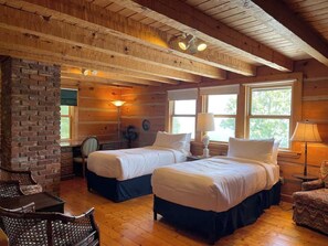 4 bedrooms, WiFi, bed sheets