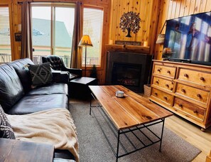 Smart TV, fireplace, offices