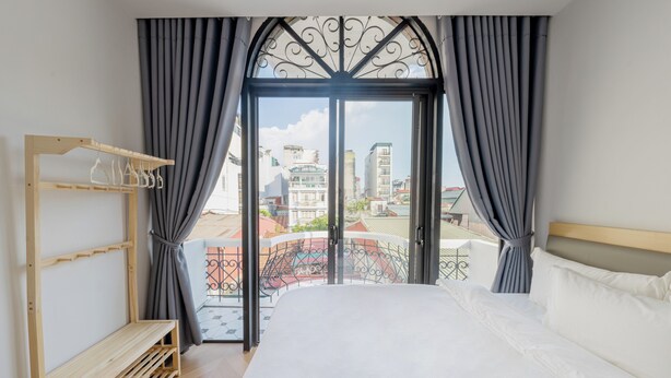 Standard Double Room Single Use | Minibar, WiFi (free), bed sheets - Starlight Hotel Hanoi (Hanoi)