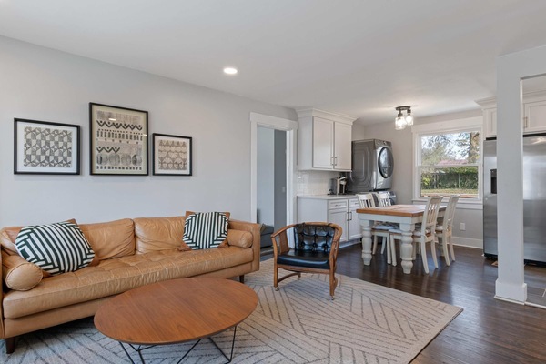 House, Multiple Beds, Patio, Garden View (Franklin Retreat) | Living area | 55-inch flat-screen TV with digital channels