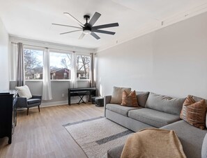 House, Multiple Beds, Patio, Garden View (Franklin Retreat) | Living area | 55-inch flat-screen TV with digital channels