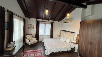 Double Room, Balcony, Mountain View ( Standard 2 ) | Wi-Fi gratuit