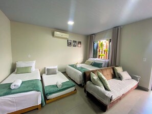 Family Studio, Patio, Garden Area | Iron/ironing board, free WiFi - Estudio 3Km Marco Tres Fronteiras  (Foz do Iguaçu)
