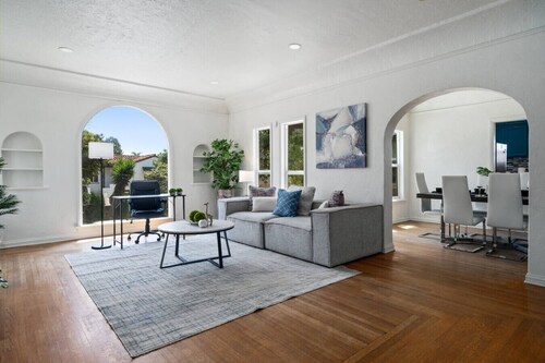 Cozy Eucalyptus Retreat