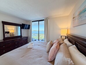 2 bedrooms, WiFi, bed sheets - Gulf Shores Surf & Racquet Club 506B (Gulf Shores)