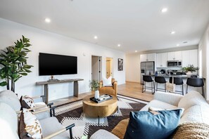 House (1 Bedroom) | Front of property - 13 Modern Condos Near Downtown Nashville 26 Total Bedrooms, Sleeps 90 The Heights by Avantstay (Nashville)
