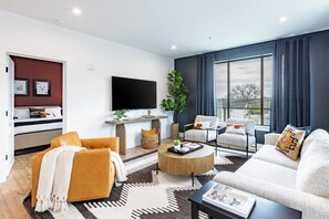 House (1 Bedroom) | Interior - 13 Modern Condos Near Downtown Nashville 26 Total Bedrooms, Sleeps 90 The Heights by Avantstay (Nashville)