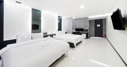 YEONGJU SPA TOURIST HOTEL