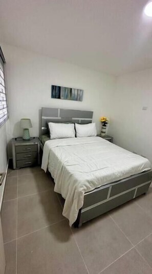 2 bedrooms, Internet, bed sheets