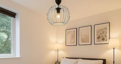 New York Luxe + Onsite Parking