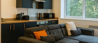 New York Luxe + Onsite Parking