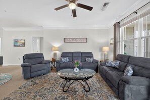 TV - Crow Creek 1323 | Fairway Living Starts Here (Calabash)