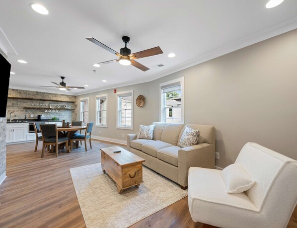 Condo, Multiple Beds, Patio, Garden View (Carters Court Serene Hideaway) | Living area